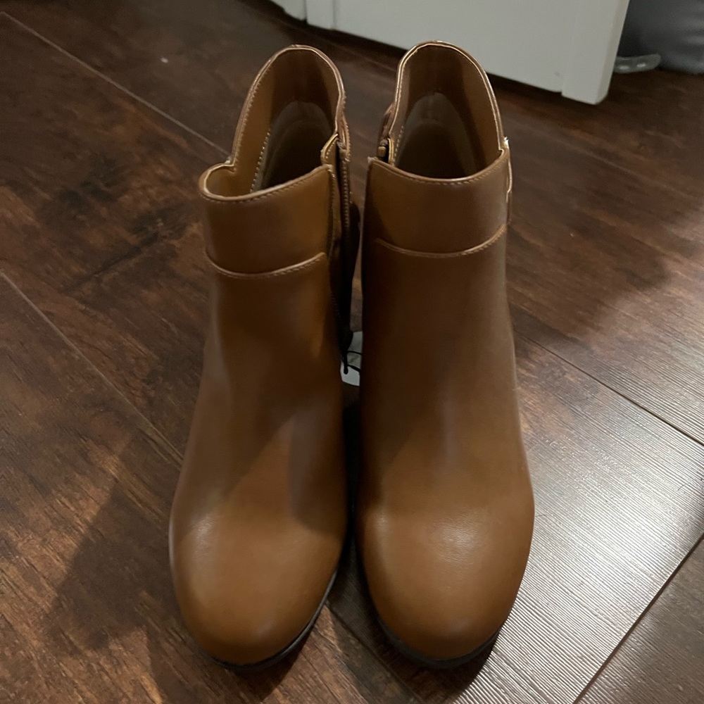 NWT Booties